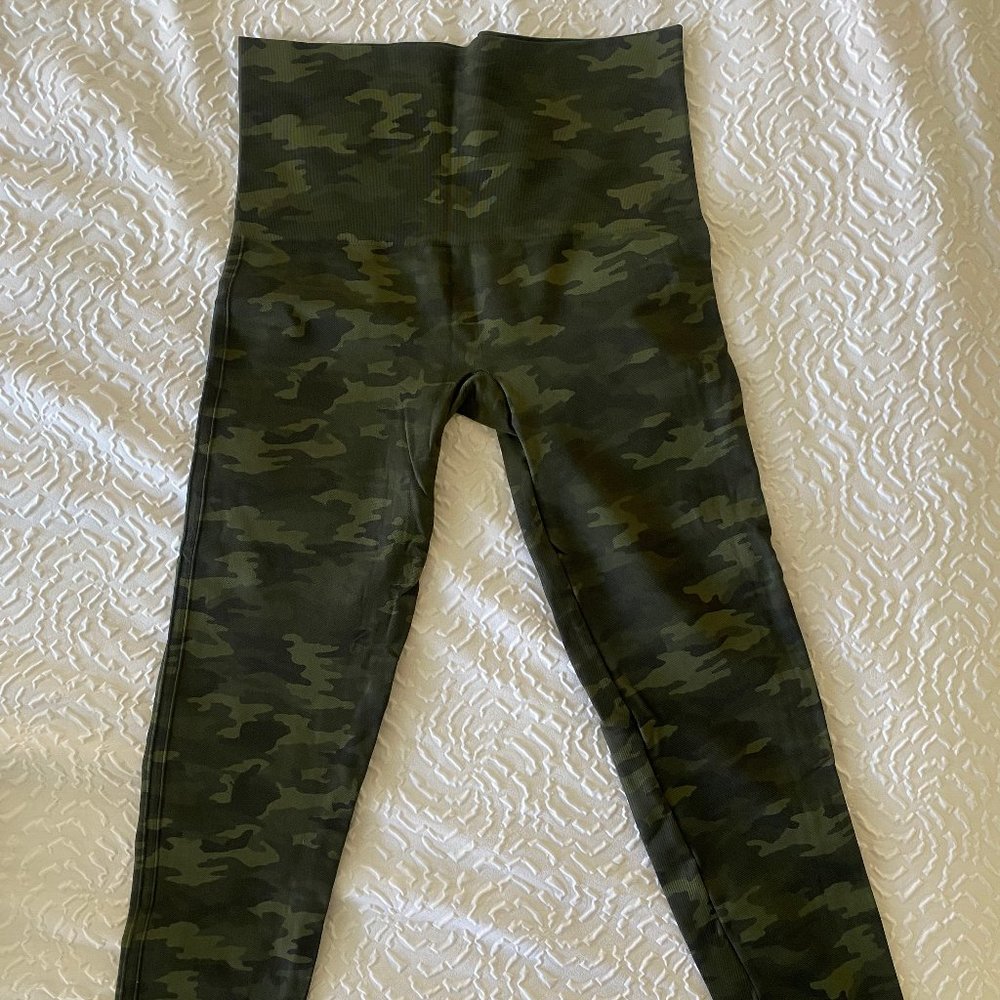Spanx Leggings – Camo